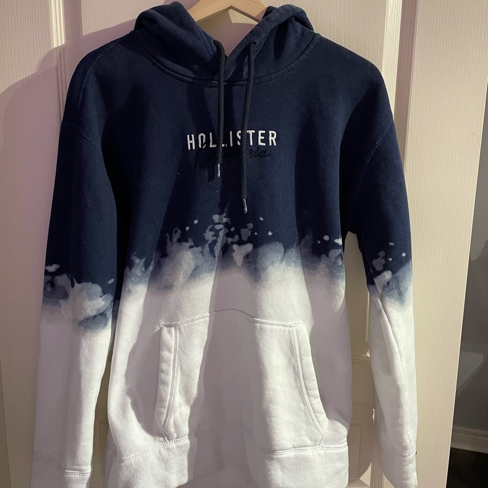 Men’s hollister hoodie